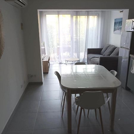Charmant Studio Dans La Residence Haut Du Golf Saint-Raphaël Zewnętrze zdjęcie